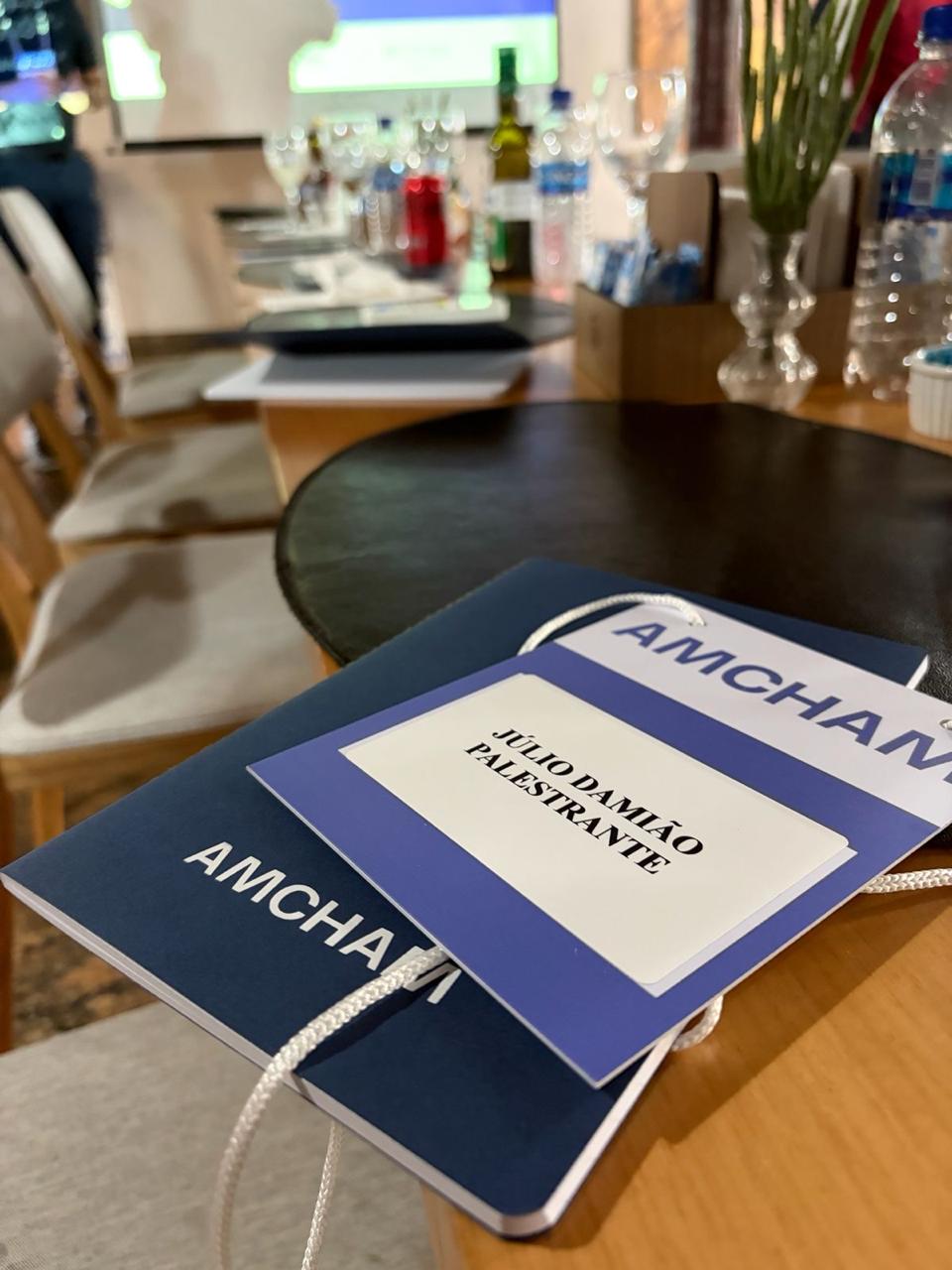 Palestra na AMCHAM — palestrante oficial